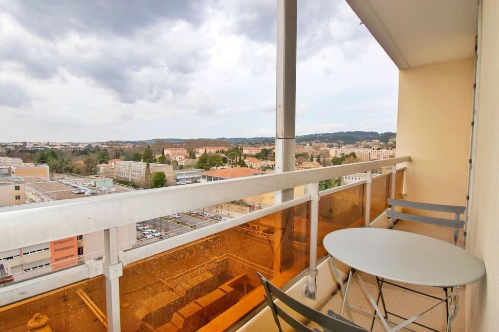 Apartamento Joli T2 Lumineux Avec Balcon Et Wifi - Proche Cv Aix-en-Provence Exterior foto